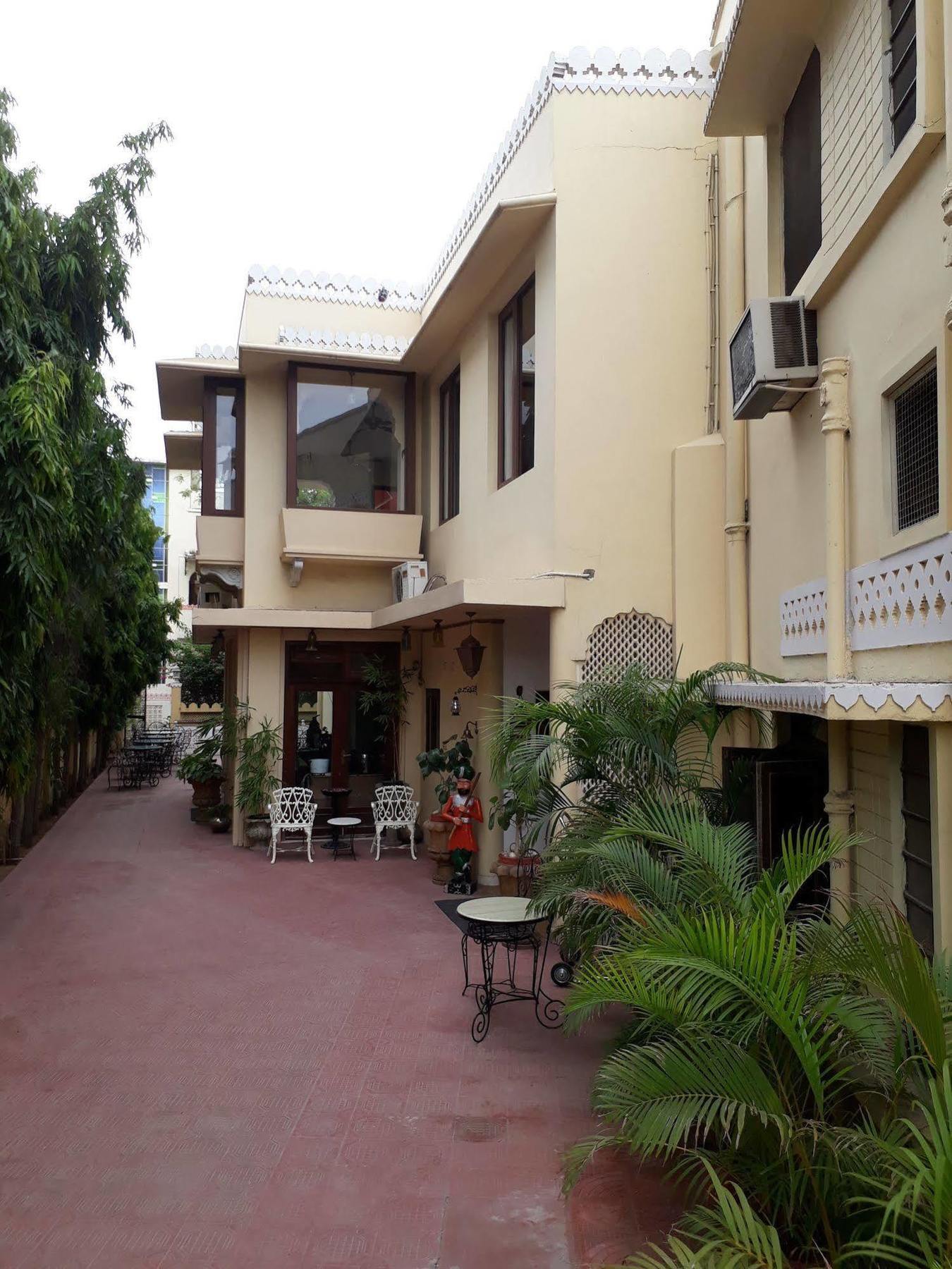 Dera Rawatsar - Heritage Hotel Jaipur Bagian luar foto